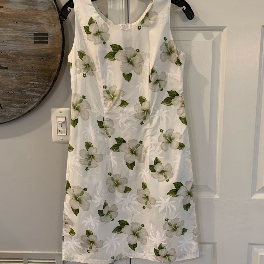 Pacific Legend Hawaii Plumeria Sheath Dress sz S